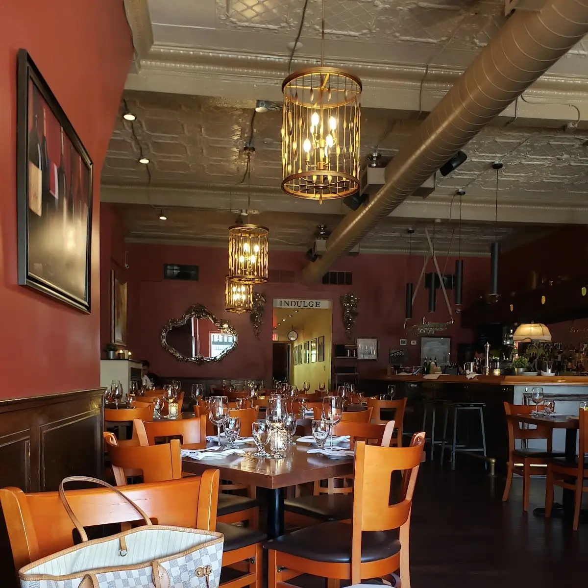 Vibe, Take Five Bistro