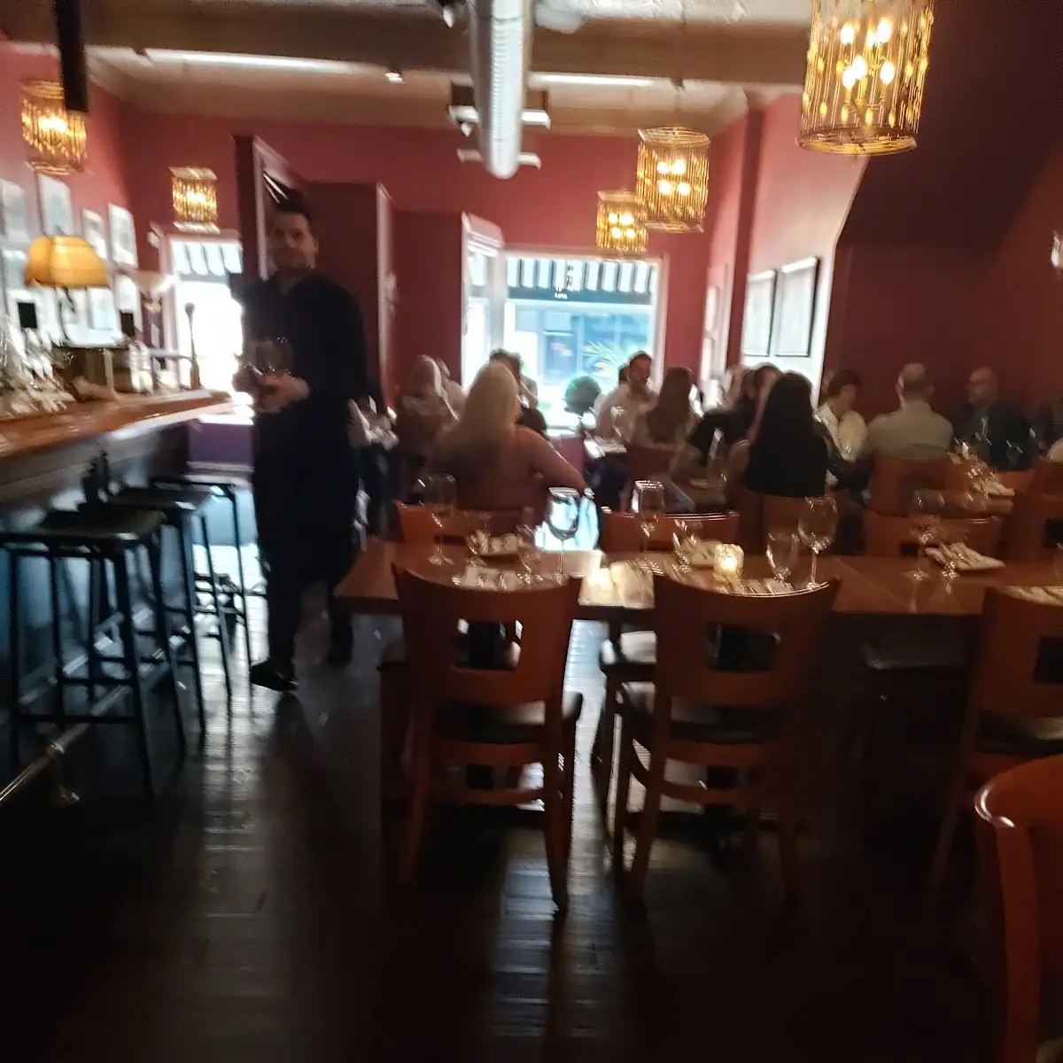 Vibe, Take Five Bistro