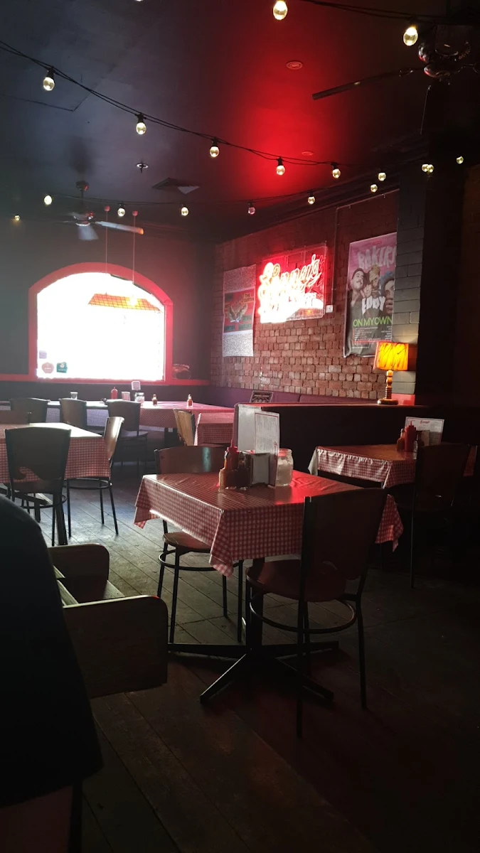 Vibe, THE CURTIN (John Curtin hotel)