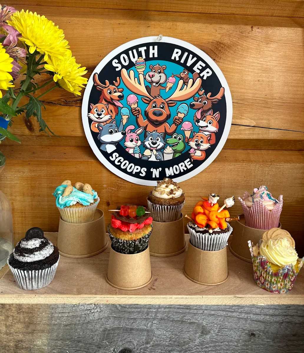 Food & drink, South River Scoops 'N' More
