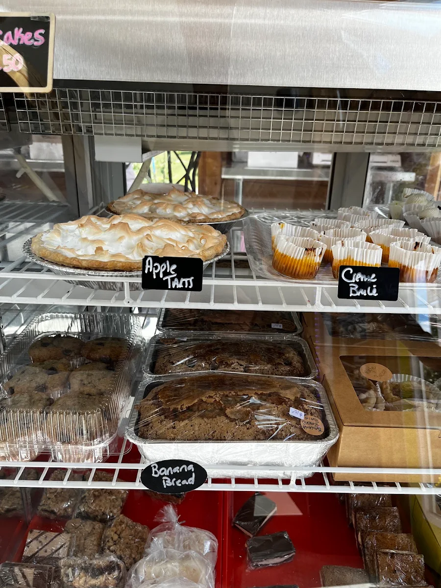 Vibe, South River Scoops 'N' More