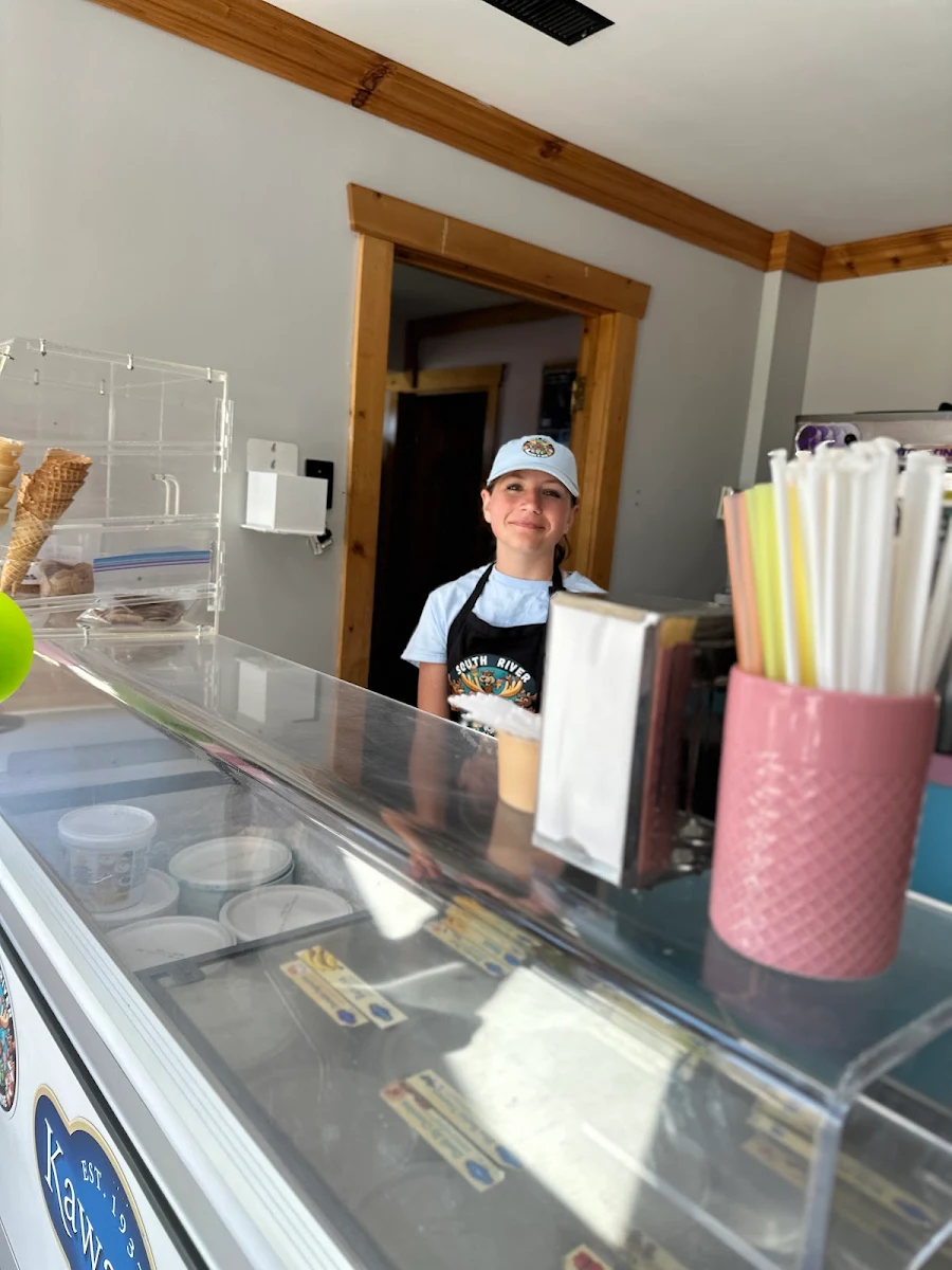 Vibe, South River Scoops 'N' More