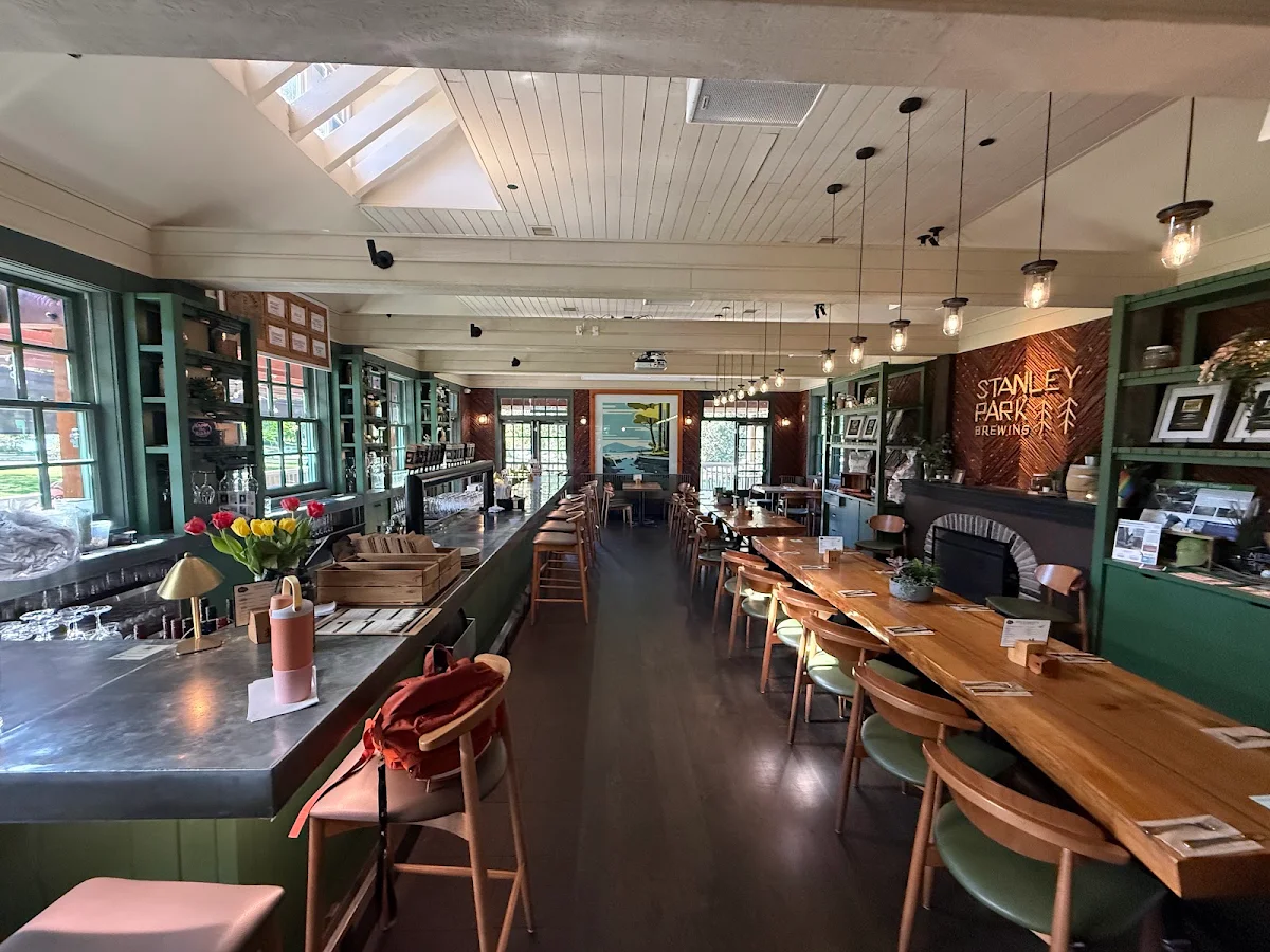 Vibe, Stanley Park Brewing Restaurant & Brewpub