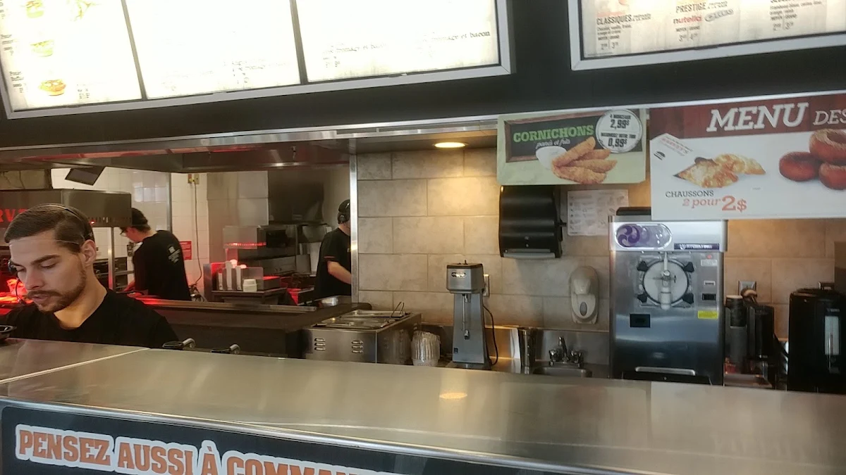 Vibe, Harvey's