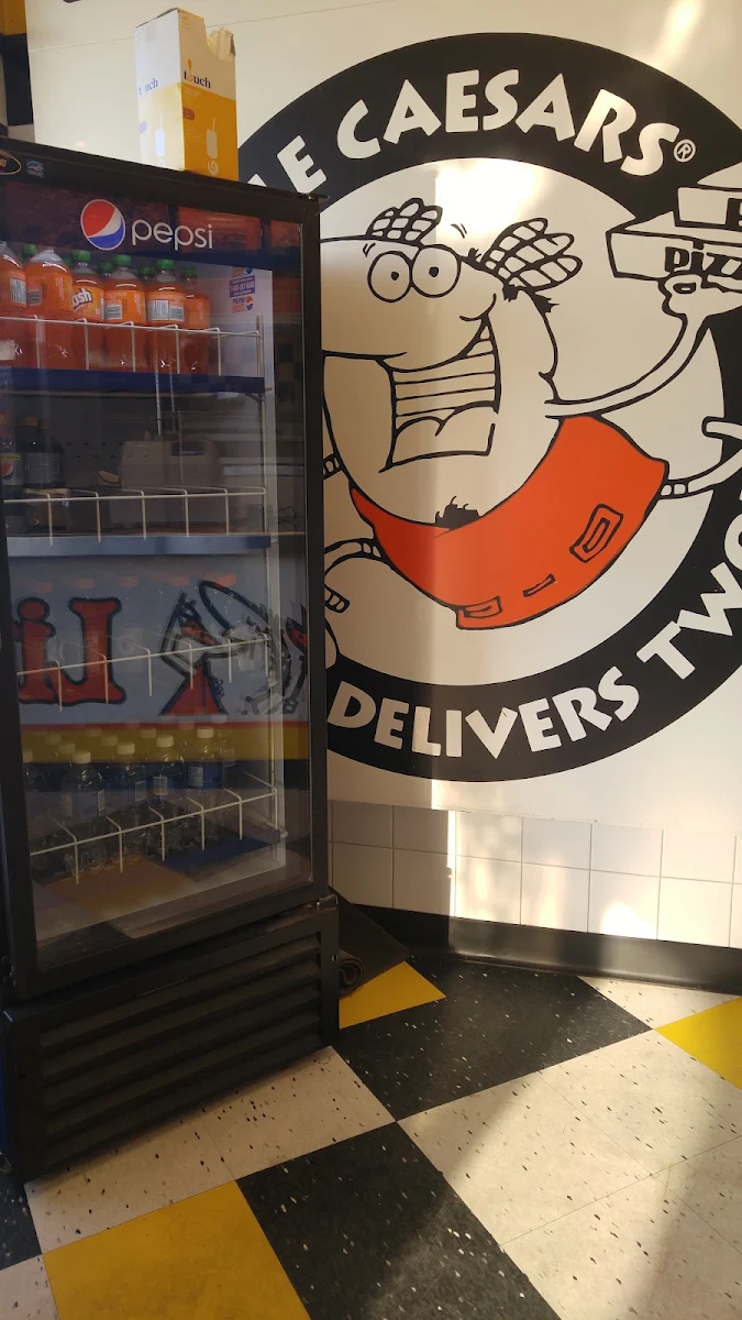 Vibe, Little Caesars Pizza