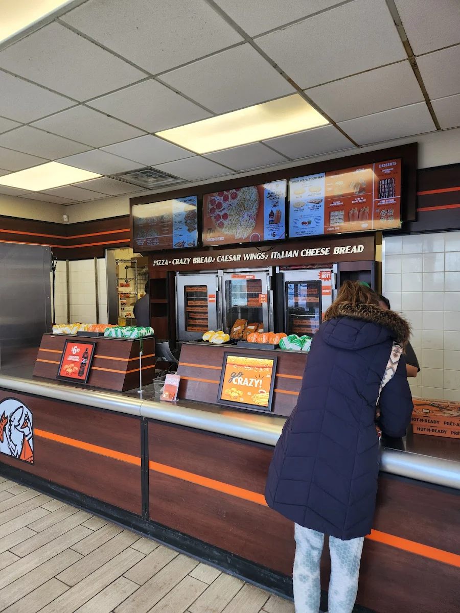 Vibe, Little Caesars Pizza