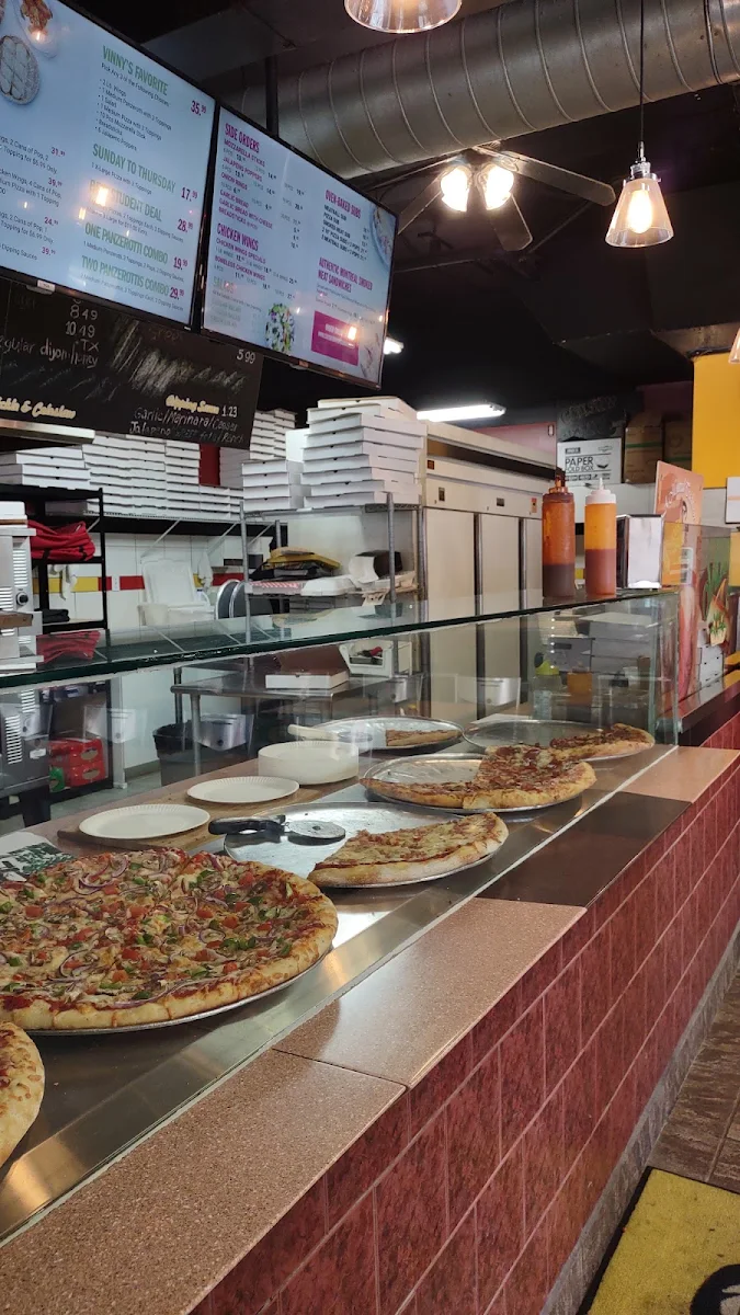 Vibe, Cousin Vinny's Pizza & Deli