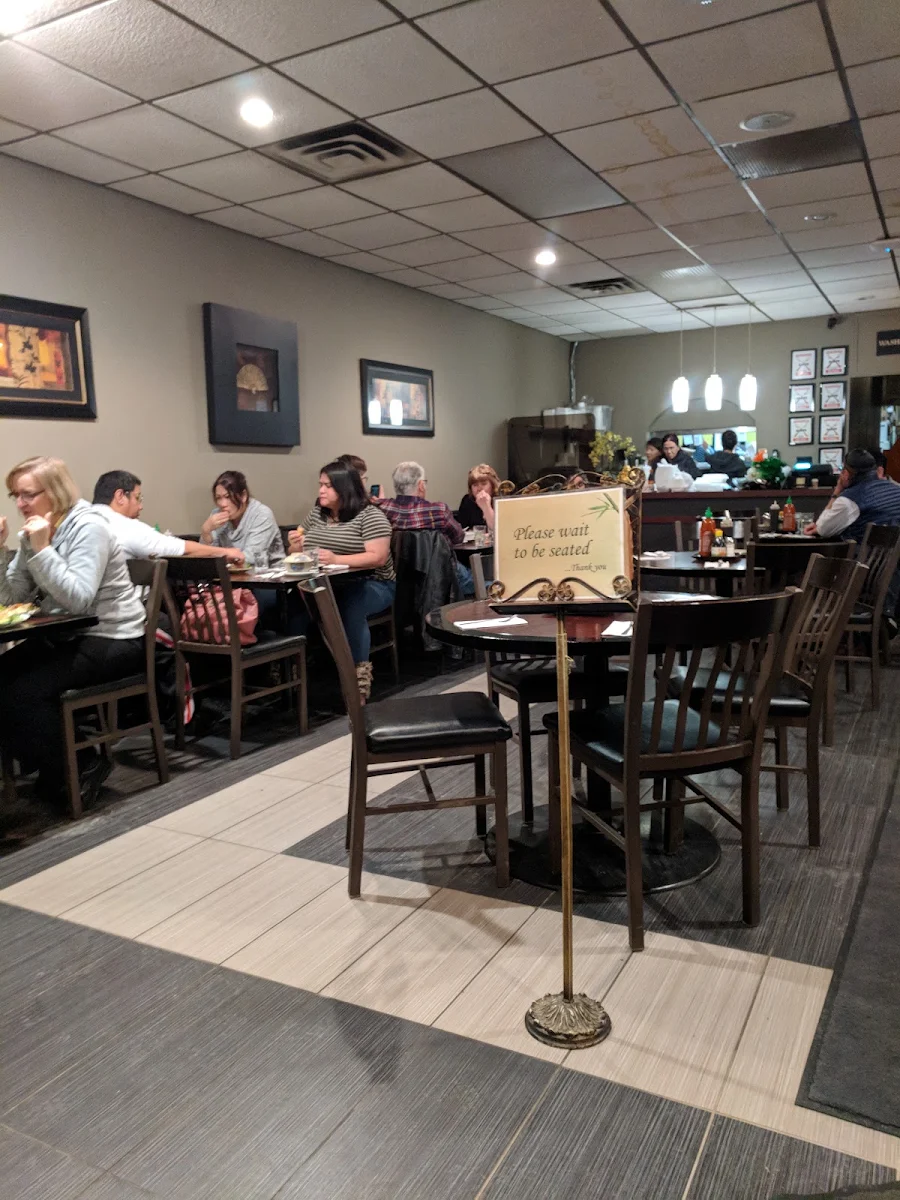 Vibe, Pho Thuy Duong Restaurant