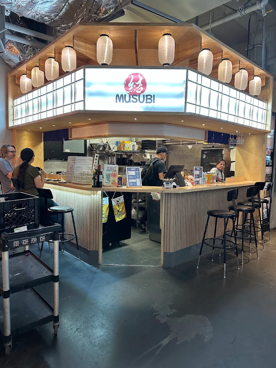 Vibe, Musubi Izakaya