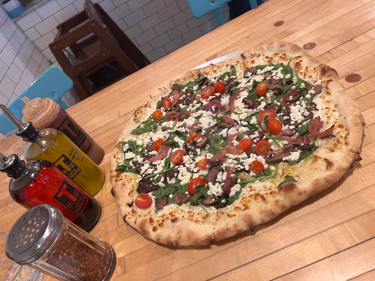 Food & drink, Salt & Tobacco Pizzeria