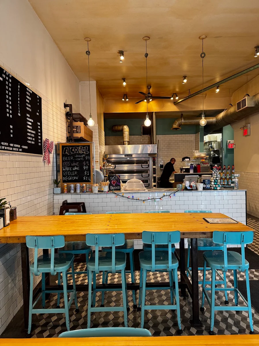 Vibe, Salt & Tobacco Pizzeria