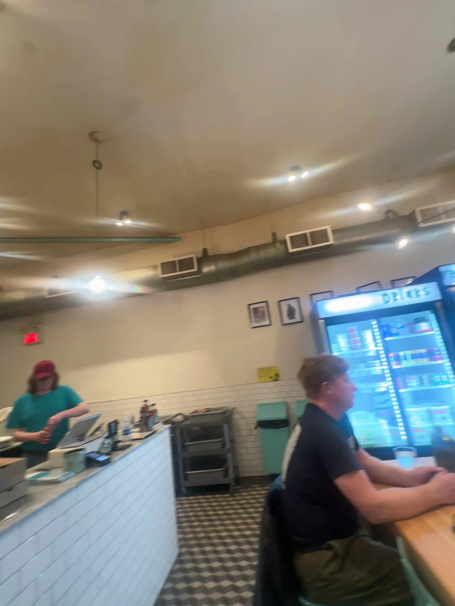 Vibe, Salt & Tobacco Pizzeria