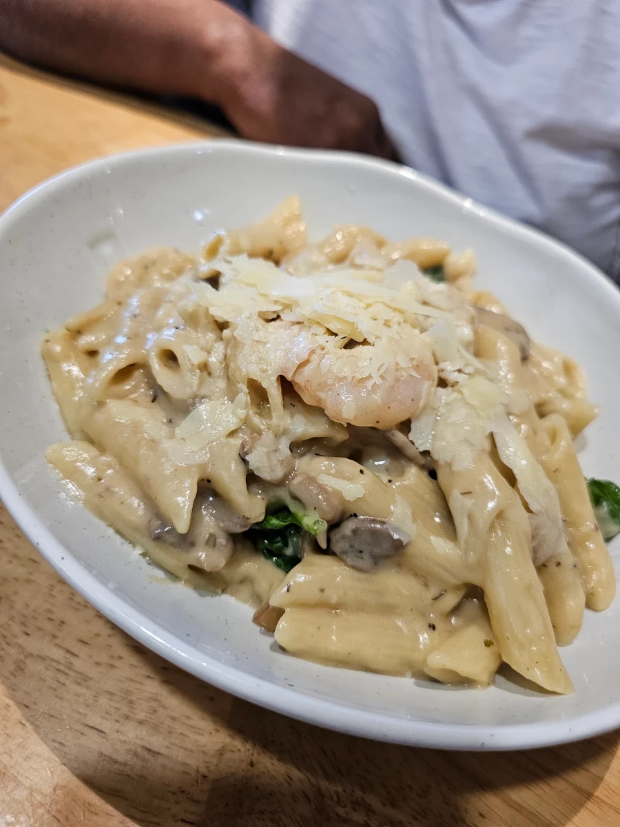 Food & drink, RASHAYS - Greenhills