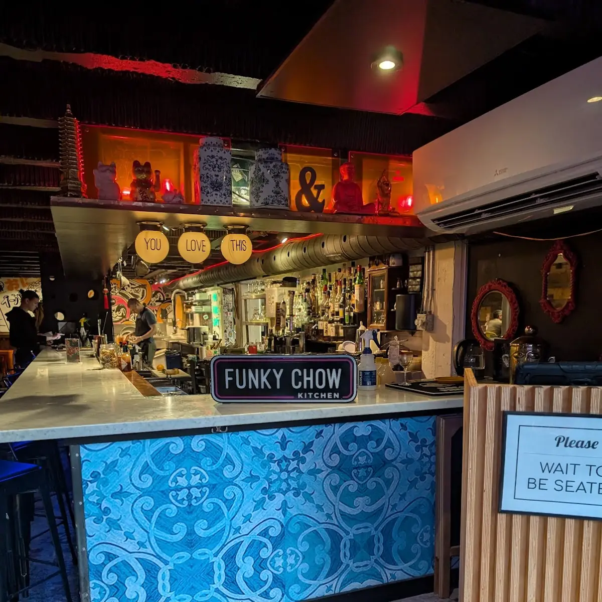 Vibe, Funky Chow Kitchen