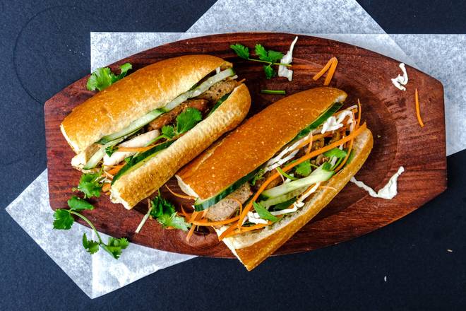 S1. Grilled Lemongrass Chicken Banh Mi