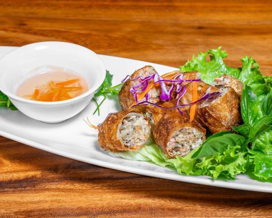 A3. Spring Rolls (2 Rolls)