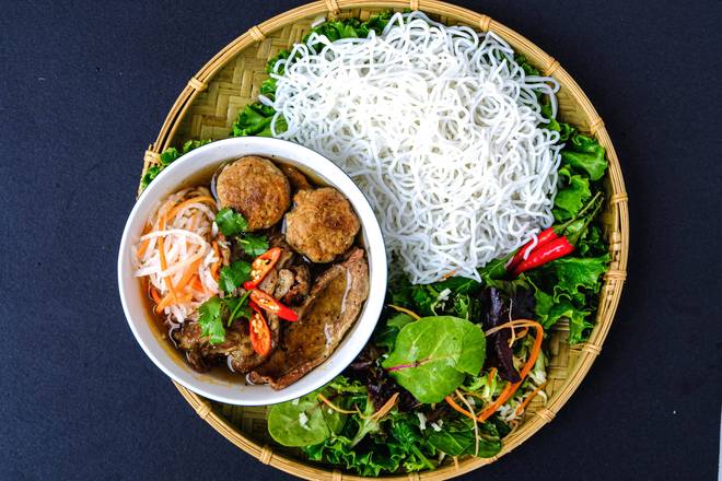 M2. Hanoi Style Grilled Pork Noodle