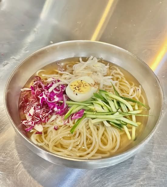 Cold chewy noodles