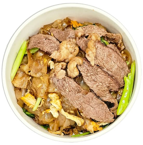 Beef Steak - Pad See Eaw