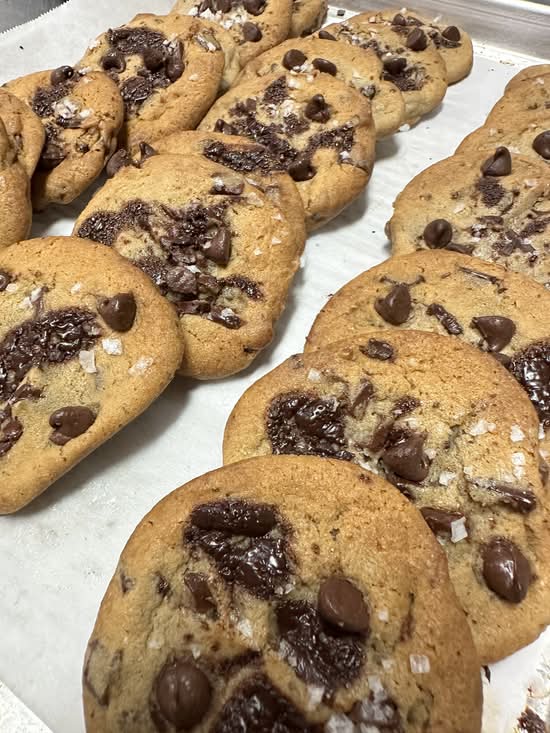 Salted Choco Chip Cookie