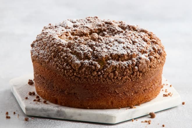 Cinnamon Creme Cake