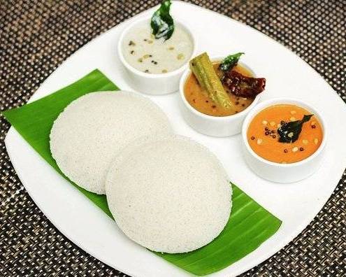 Sambar Idli [Dipped] (2 pcs)