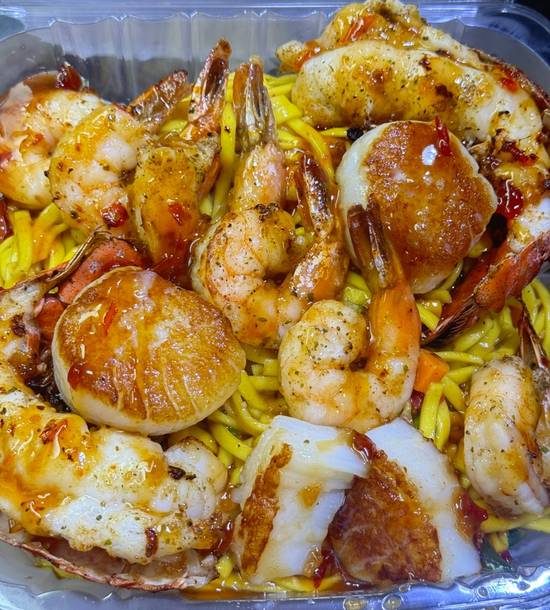 Seafood Lo Mein