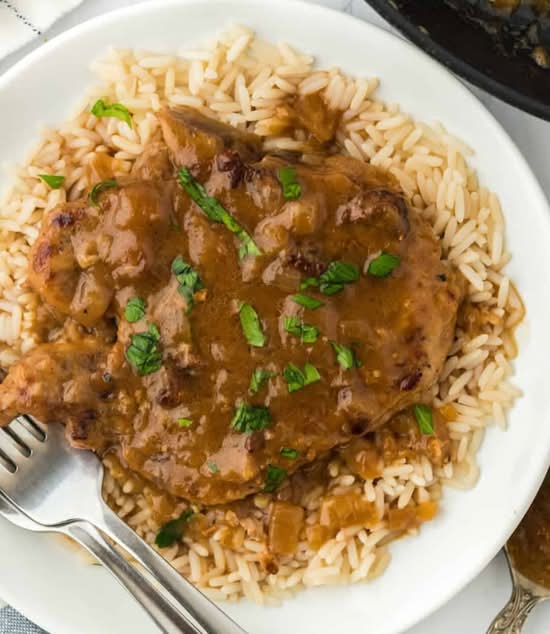 Smothered pork chops