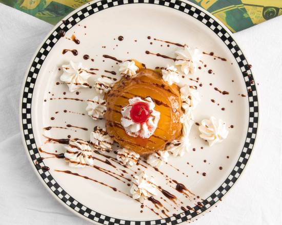 Pineapple upside down cake