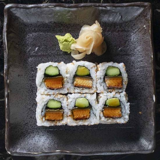 Eel and Cucumber Cut Roll