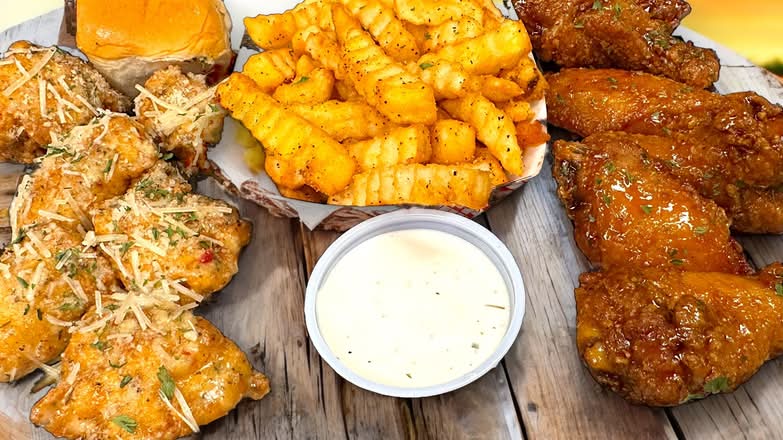 18 MIX (9 BONE-IN & 9 BONELESS)