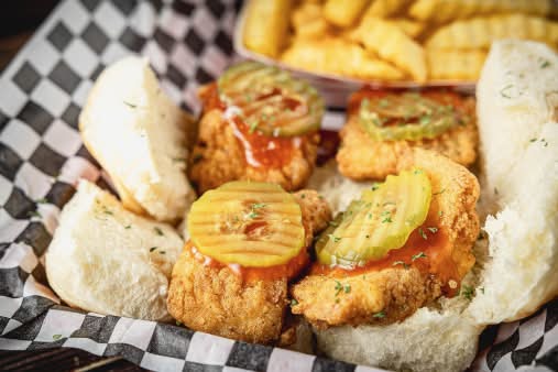 CATFISH SLIDERS