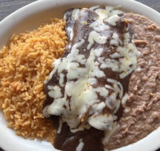 Enchiladas De Mole
