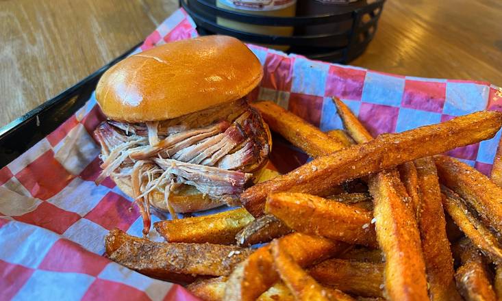 Smoked Pulled Pork Sandwich
