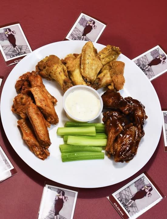 100 Wings