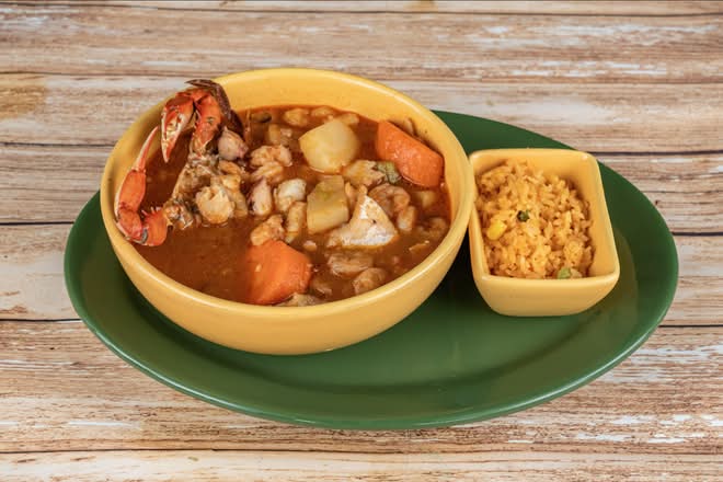 Caldo De Mariscos
