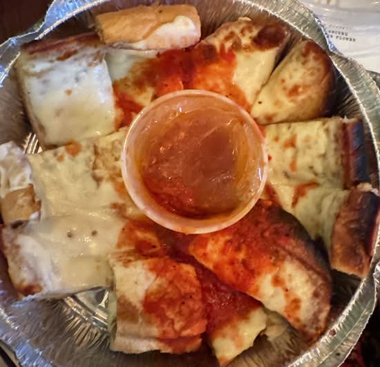 Garlic Bread with Melted Mozzarella Cheese