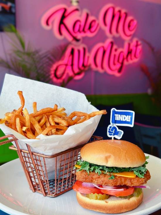 TINDLE Chicken Sandwich