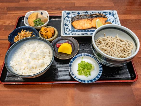Grilled Salmon Bento Box