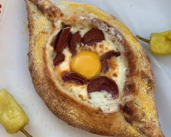 Soujouk Khachapuri