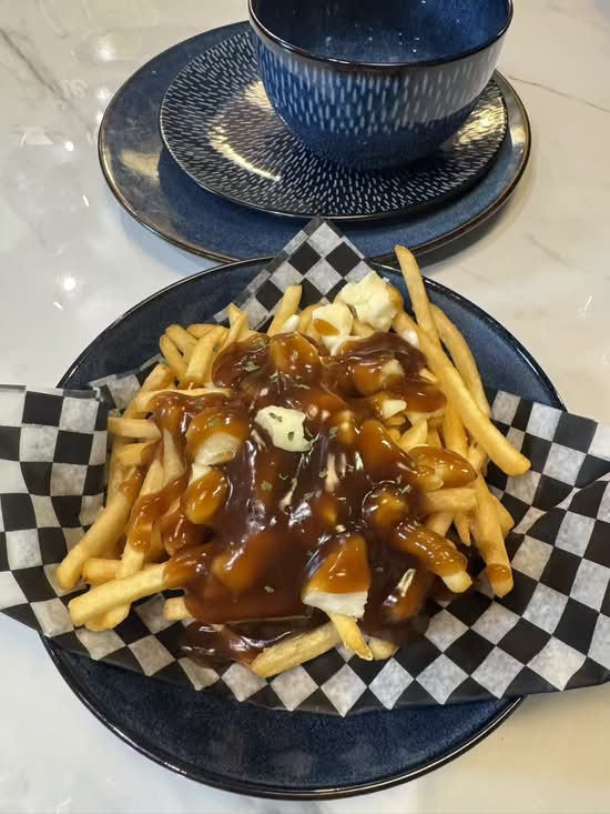 Classic Poutine