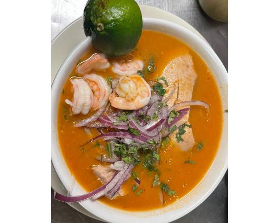 Encebollado Mixto