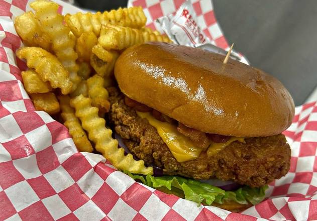 Grub’s Crispy Chicken Sandwich