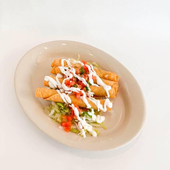Carnitas Flautas