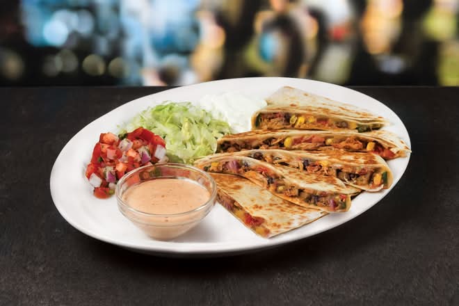 CHICKEN QUESADILLA