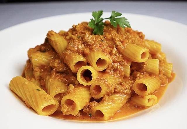 Rigatoni Bolognese