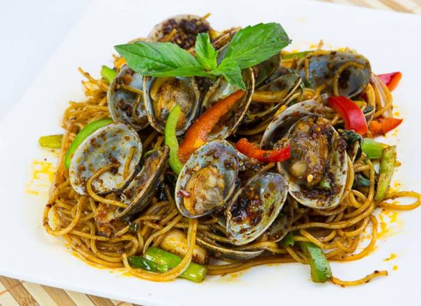 Spaghetti with Clams