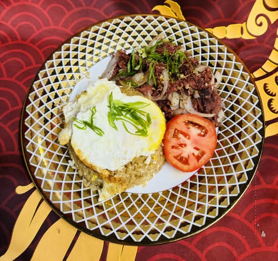 Corn beef Silog