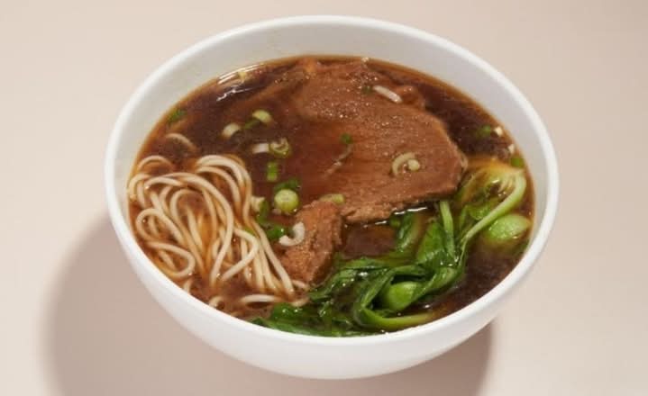Braised Pork Chop Noodle Soup