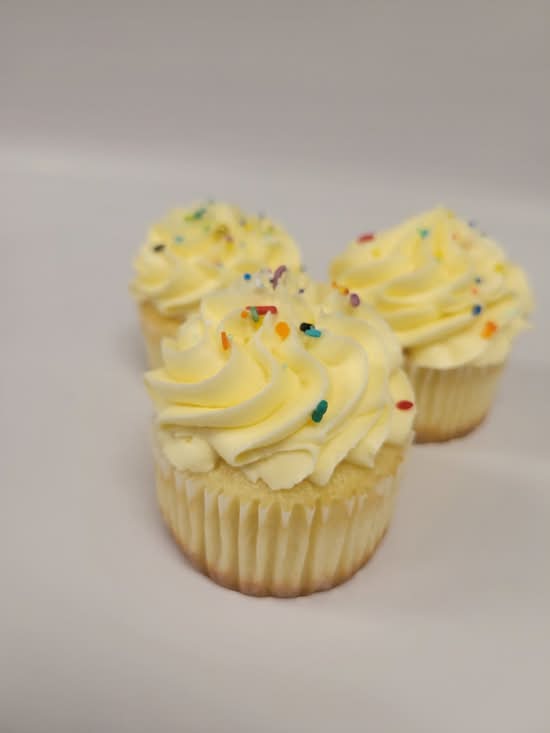Large Cupcake - Vanilla